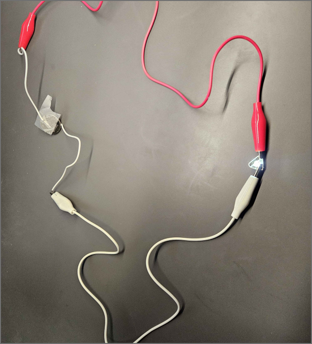 using aligator clips to showcase conductivity within the wires